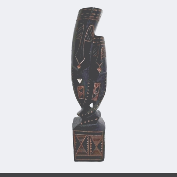 Fiji Lovers Handcarved Brown Wood Sculpture Statue Inlaid Mother Of Pearl Accent - Picture 1 of 9